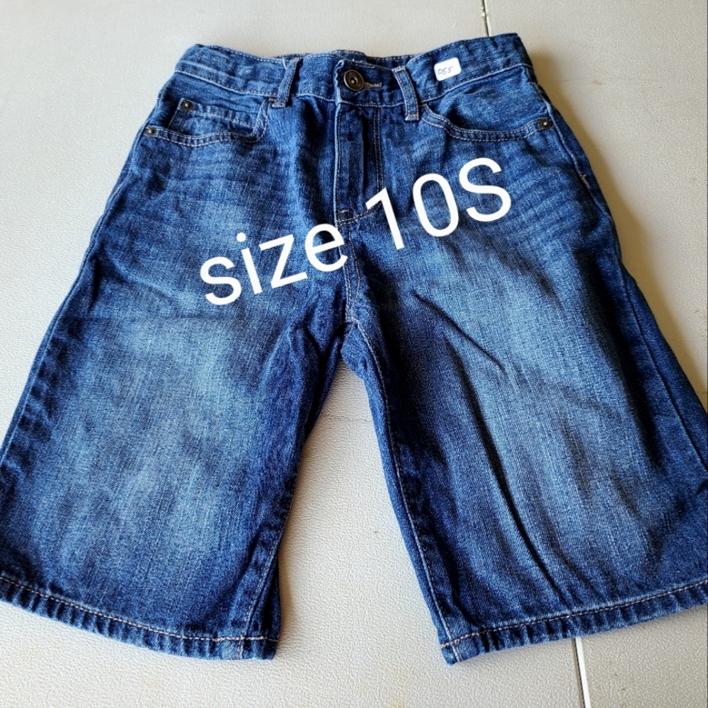 Boys size 10S Children's Place adjustable jean shorts